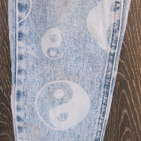 TINSELTOWN *NWT* Yin Yang Jeans Size 0/24 High Rise Distressed Curvy Mom Casual - Picture 12 of 16